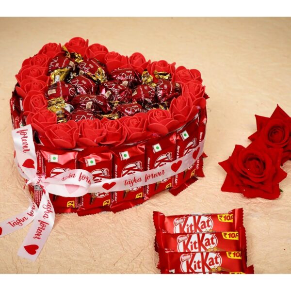 Tasha Forever Chocolate gift bouquet (18 kitkat chocolates,11 deluxe,1 love card) Chocolate Gift Hamper For Birthday, Anniversary.