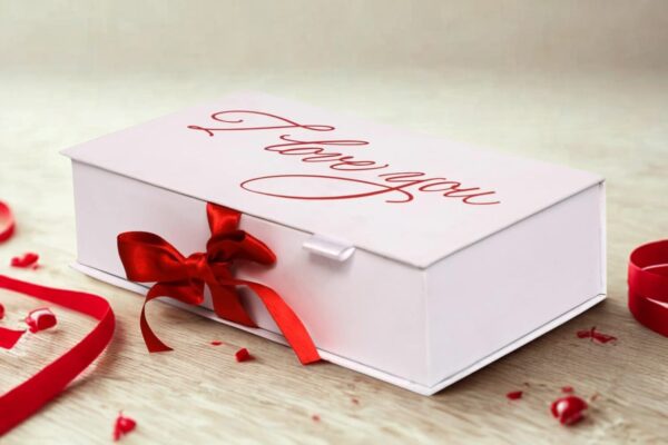 Tasha forever | I Luv u premium box with 1 Dairymilk silk, 1 crispello, bournville, oreo, & 1 Teddy, 1 love card | Chocolate Gift box for Birthday, Anniversary, Valentines Day - Image 4